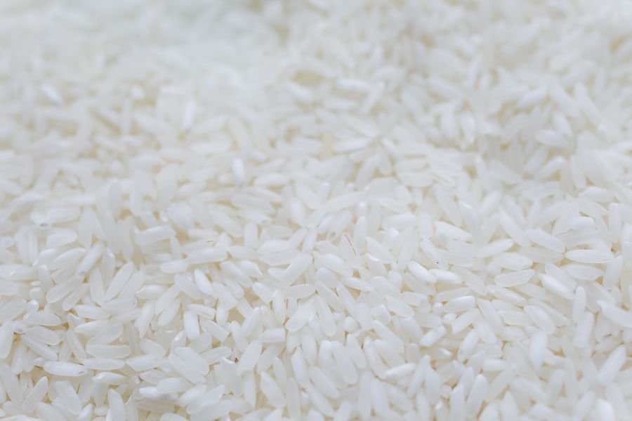 Close-up of long grain white rice